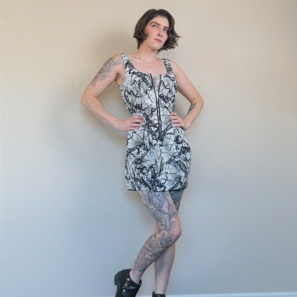 Divided Abstract Pattern Bubble Tunic Dress